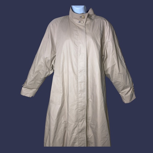 London Fog Jackets & Blazers - London Fog Trench Coat Beige Size 10 Regular